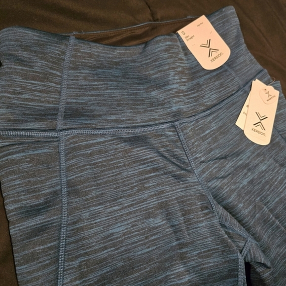 NWT Xersion Women's Slim Straight High Rise Teal Leggings Size Small - Picture 3 of 8